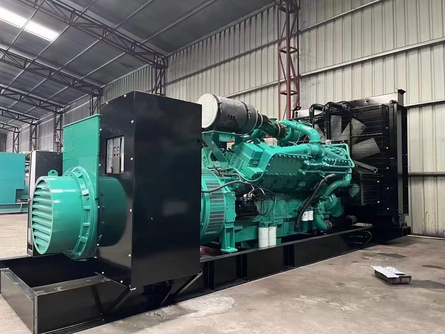 三沙如何降低 800kW 柴油发电机输出电流的波动？